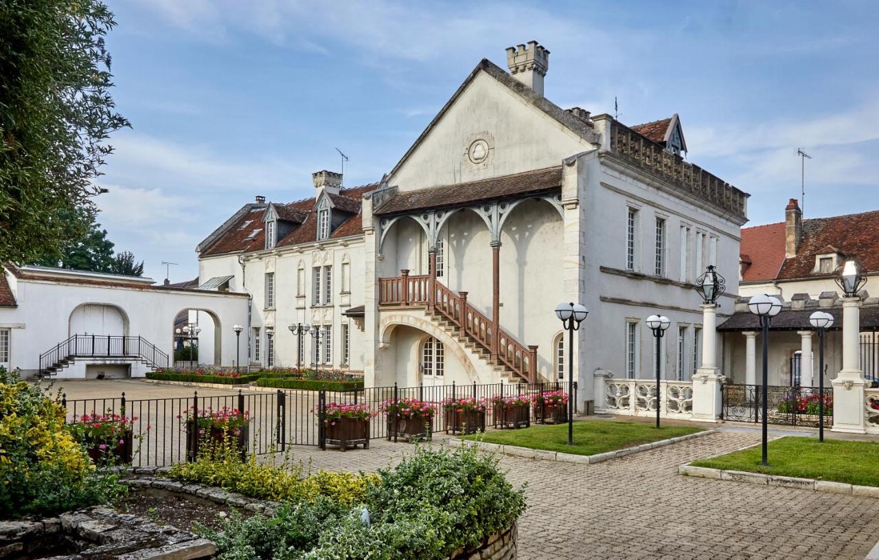 Residence Hoteliere Du Domaine Chablis Bagian luar foto